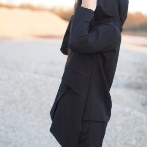 Women Asymmetric Top